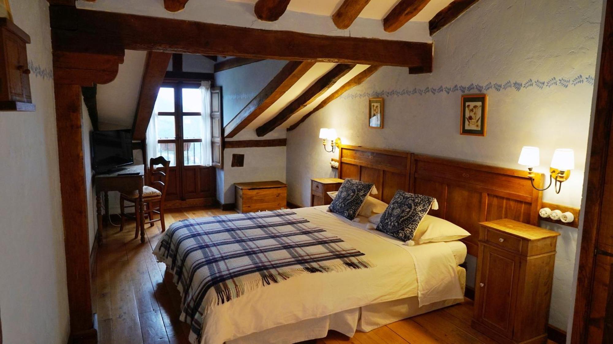 Posada La Trebede Perrozo Buitenkant foto
