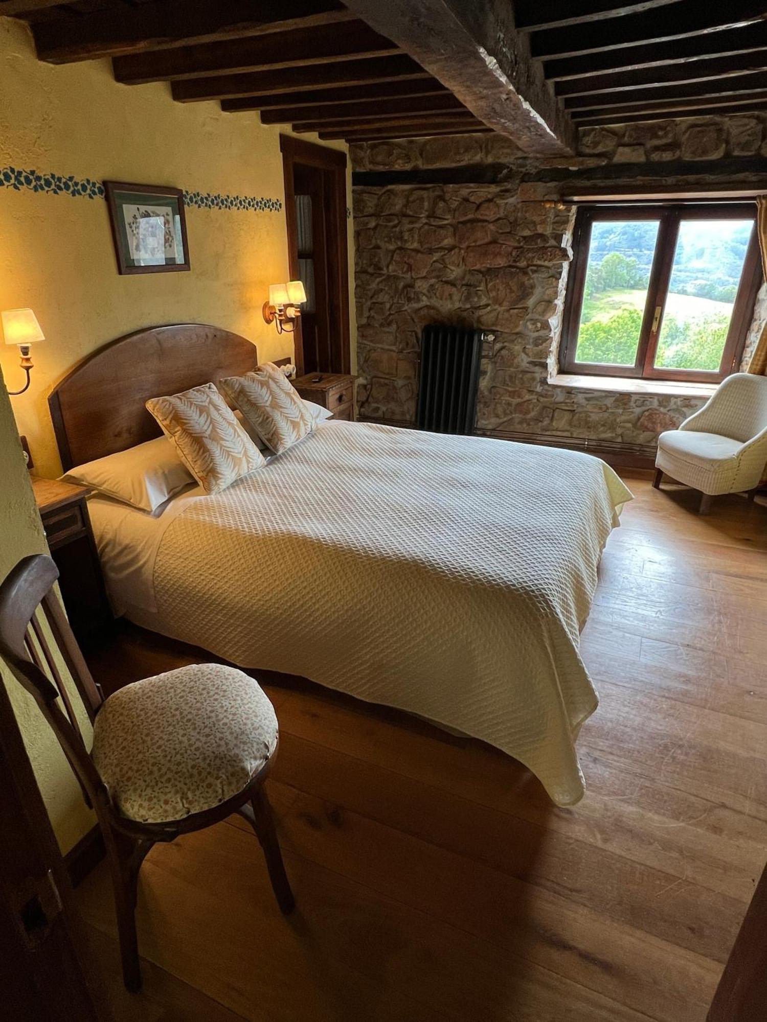 Posada La Trebede Perrozo Buitenkant foto