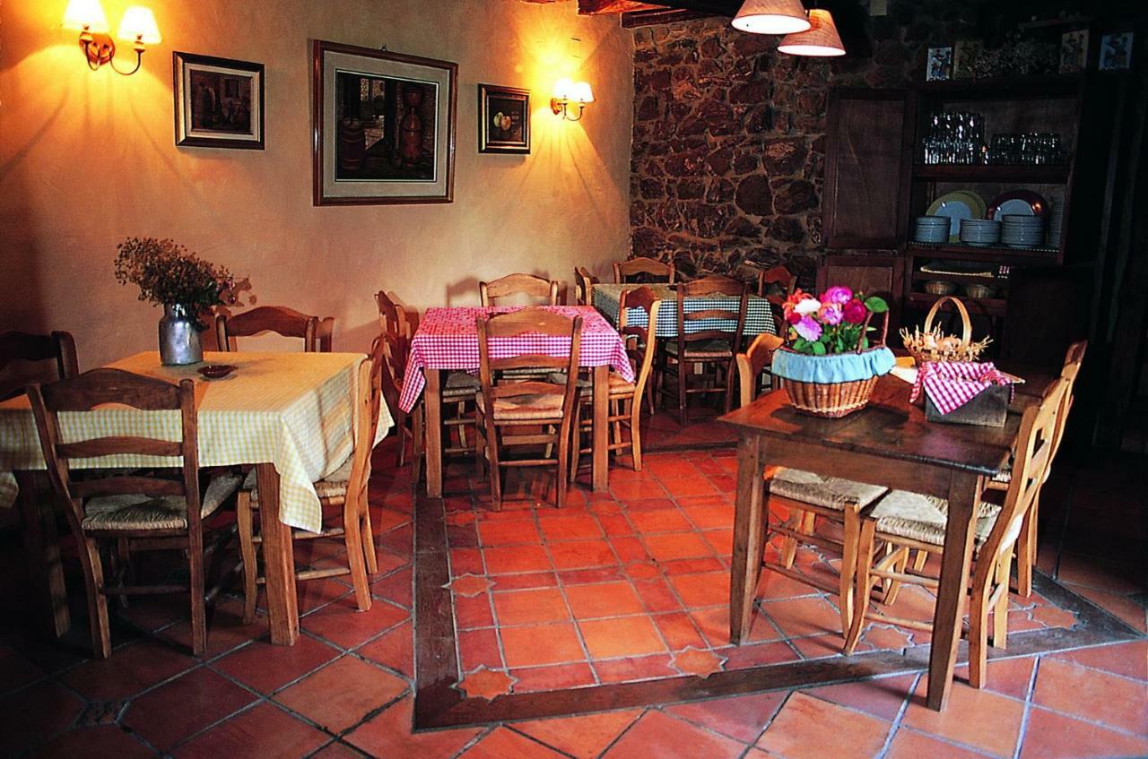 Posada La Trebede Perrozo Buitenkant foto