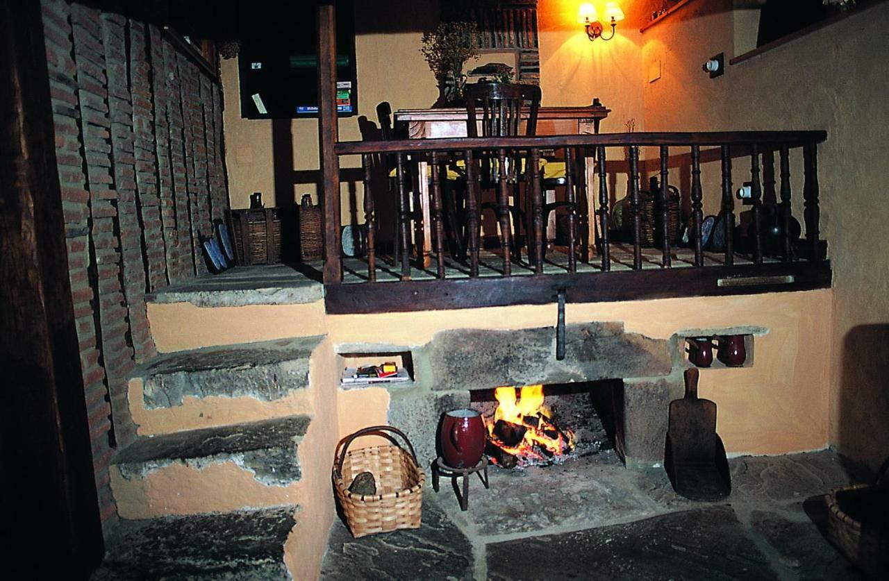 Posada La Trebede Perrozo Buitenkant foto